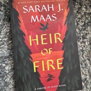 Heir of Fire Sarah J Maas Book 3 Paperback